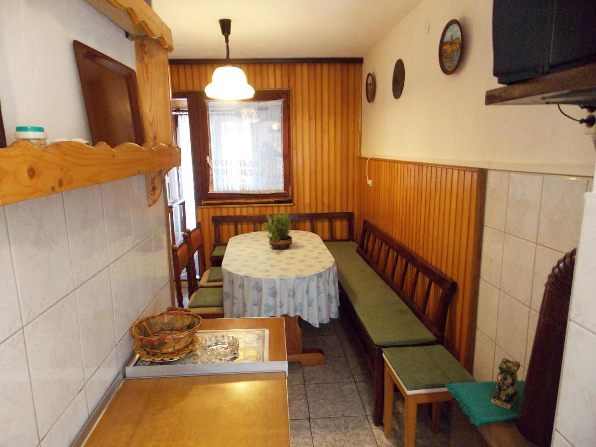 Apartments Miro Kornić Zewnętrze zdjęcie