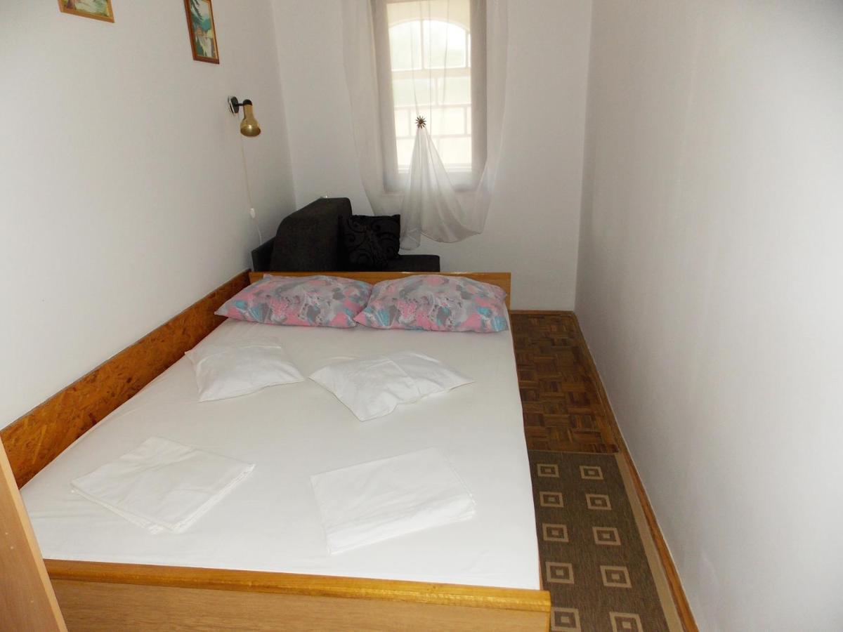 Apartments Miro Kornić Zewnętrze zdjęcie